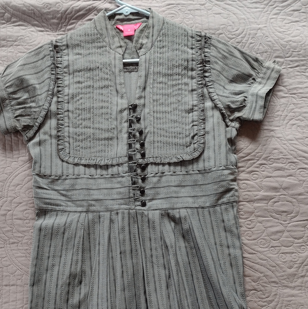 Knee Length Shirt Dress - Size 10.